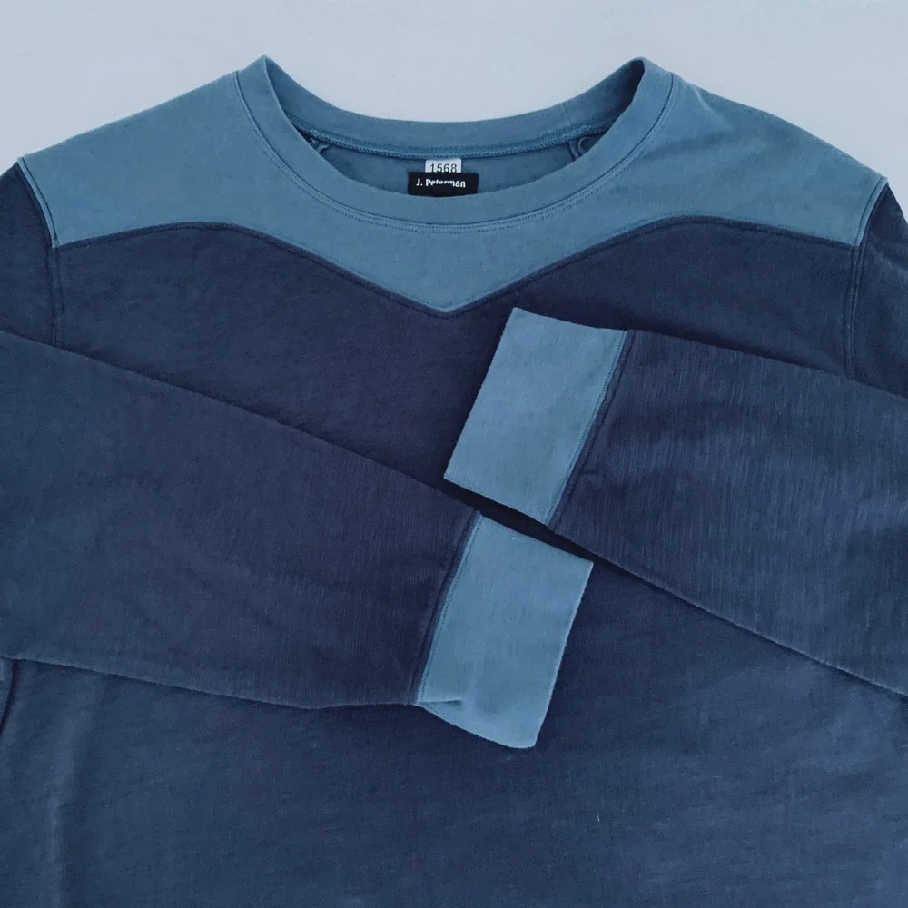 J. Peterman Long Sleeve T-Shirt Men L Blue Two-Tone V-Yoke Crew Neck 100% Cotton